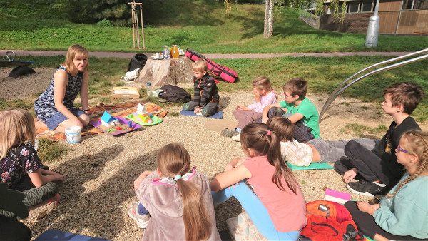 Program pro děti / Během nedělní bohoslužby mají děti vlastní program. / Autor fotografie: Věra Mášová